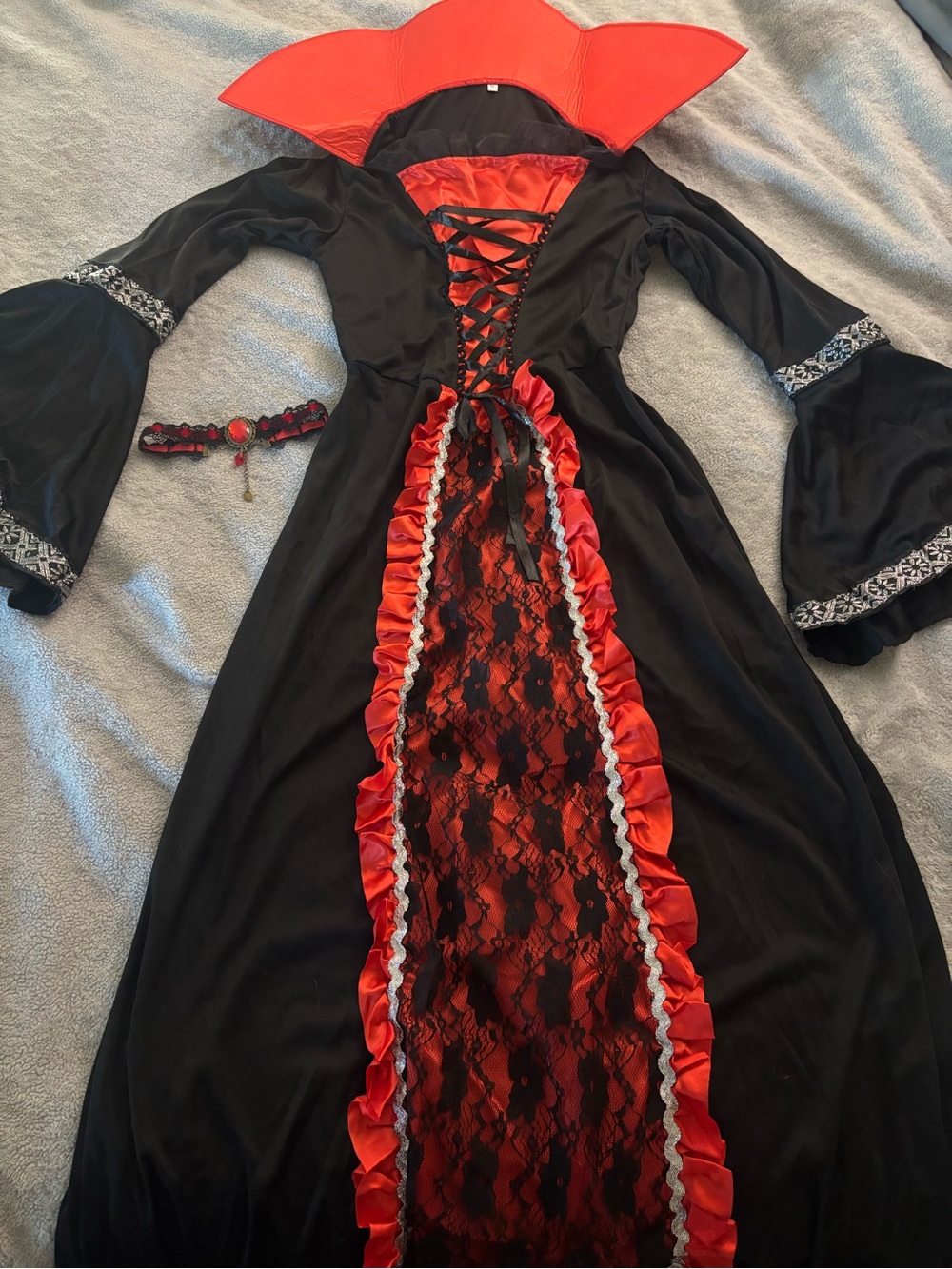 Women’s Vampire Costume